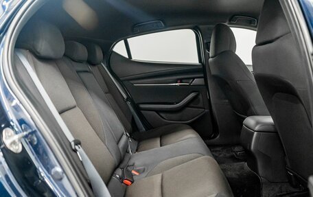 Mazda 3, 2021 год, 1 800 000 рублей, 8 фотография