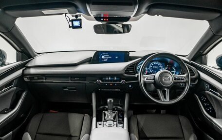 Mazda 3, 2021 год, 1 800 000 рублей, 9 фотография