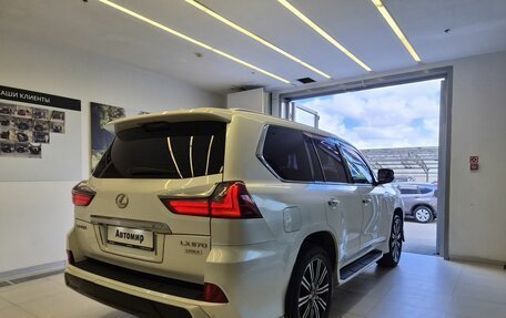 Lexus LX III, 2017 год, 8 400 000 рублей, 5 фотография