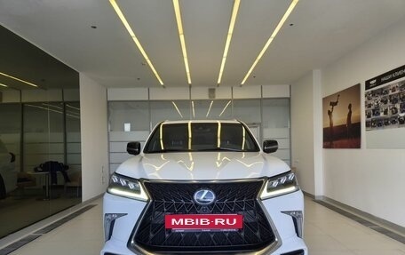 Lexus LX III, 2017 год, 8 400 000 рублей, 2 фотография