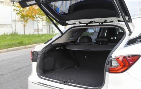 Lexus RX IV рестайлинг, 2019 год, 3 446 000 рублей, 9 фотография