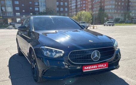 Mercedes-Benz E-Класс, 2021 год, 2 999 000 рублей, 1 фотография