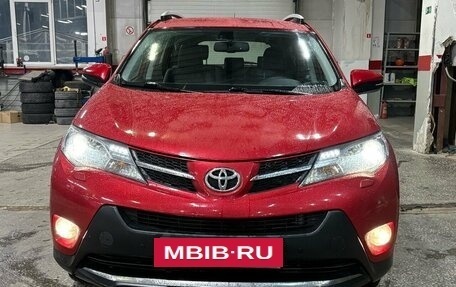 Toyota RAV4, 2015 год, 2 110 000 рублей, 3 фотография
