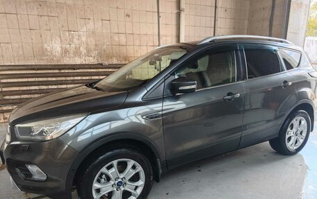 Ford Kuga III, 2017 год, 1 570 000 рублей, 4 фотография