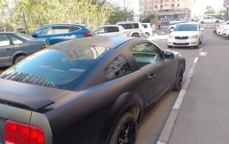 Ford Mustang VI рестайлинг, 2007 год, 2 800 000 рублей, 4 фотография