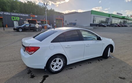 Chevrolet Cruze II, 2011 год, 499 000 рублей, 3 фотография