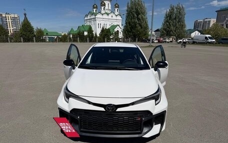 Toyota Corolla, 2024 год, 4 900 000 рублей, 2 фотография