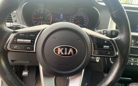 KIA K5 II, 2018 год, 1 450 000 рублей, 25 фотография