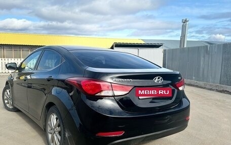 Hyundai Elantra V, 2015 год, 1 370 000 рублей, 2 фотография