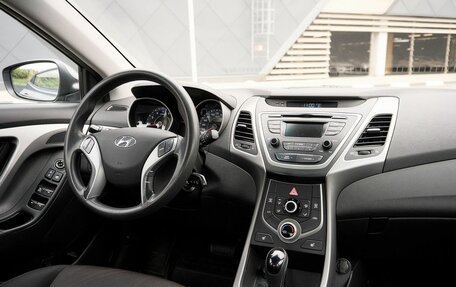 Hyundai Elantra V, 2015 год, 1 348 000 рублей, 7 фотография