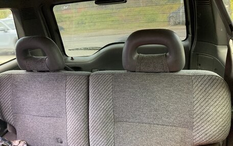 Nissan Terrano II рестайлинг, 1993 год, 350 000 рублей, 8 фотография