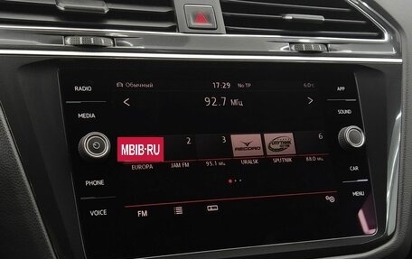 Volkswagen Tiguan II, 2017 год, 2 460 000 рублей, 17 фотография