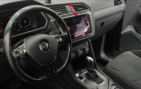 Volkswagen Tiguan II, 2017 год, 2 460 000 рублей, 25 фотография