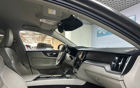 Volvo V60 Cross Country II, 2021 год, 3 330 000 рублей, 16 фотография