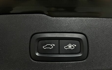 Volvo V60 Cross Country II, 2021 год, 3 330 000 рублей, 15 фотография