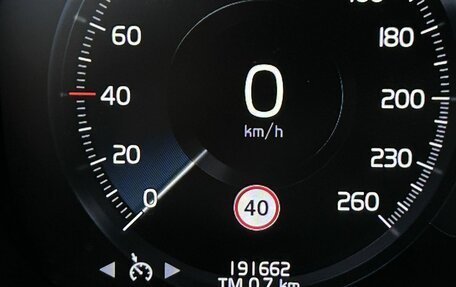 Volvo V60 Cross Country II, 2021 год, 3 330 000 рублей, 21 фотография