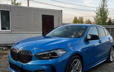 BMW 1 серия, 2022 год, 1 730 000 рублей, 2 фотография