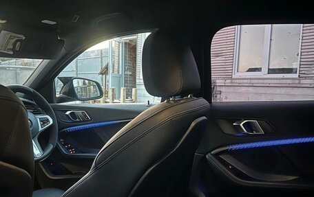 BMW 1 серия, 2022 год, 1 730 000 рублей, 12 фотография