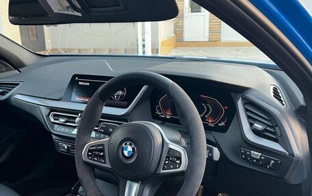 BMW 1 серия, 2022 год, 1 730 000 рублей, 8 фотография