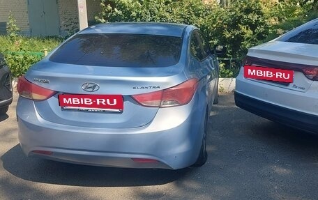 Hyundai Elantra V, 2011 год, 600 000 рублей, 4 фотография