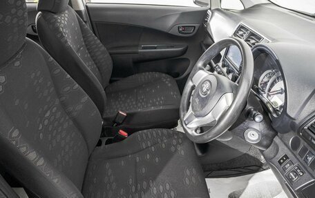 Toyota Ractis II, 2015 год, 969 000 рублей, 11 фотография