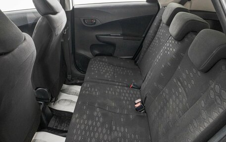Toyota Ractis II, 2015 год, 969 000 рублей, 21 фотография