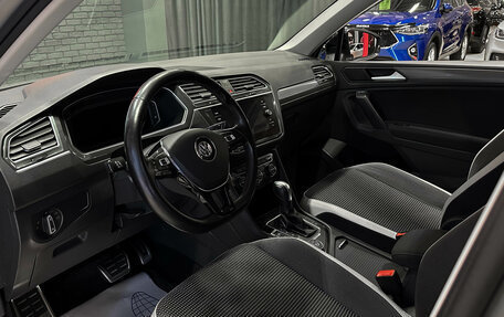 Volkswagen Tiguan II, 2019 год, 2 770 000 рублей, 9 фотография