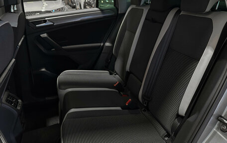 Volkswagen Tiguan II, 2019 год, 2 770 000 рублей, 11 фотография