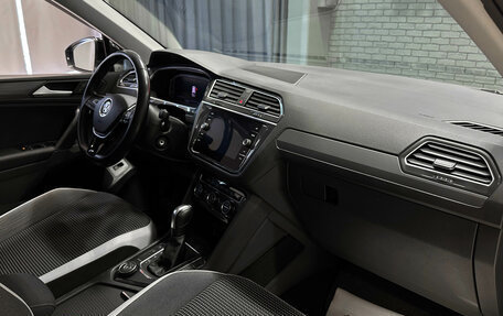 Volkswagen Tiguan II, 2019 год, 2 770 000 рублей, 14 фотография