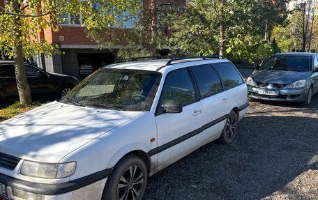Volkswagen Passat B4, 1993 год, 120 000 рублей, 2 фотография