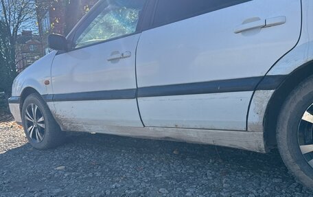 Volkswagen Passat B4, 1993 год, 120 000 рублей, 3 фотография