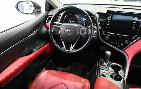 Toyota Camry, 2022 год, 3 379 900 рублей, 11 фотография