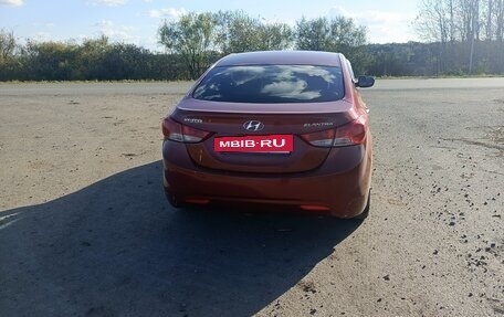 Hyundai Elantra V, 2011 год, 970 000 рублей, 4 фотография