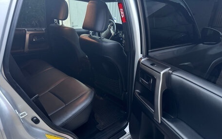 Toyota 4Runner V, 2019 год, 4 100 000 рублей, 10 фотография
