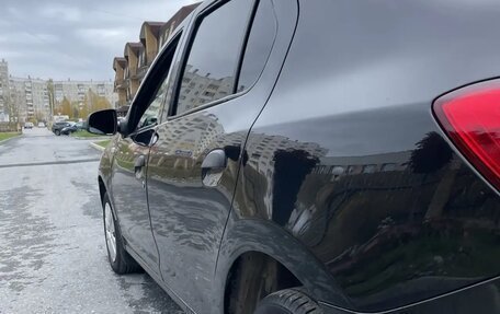 Renault Logan II, 2015 год, 690 000 рублей, 31 фотография