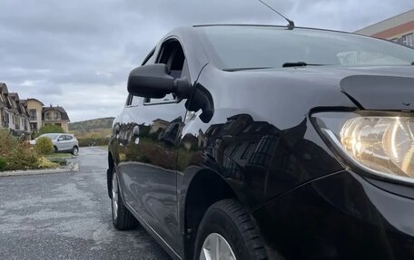 Renault Logan II, 2015 год, 690 000 рублей, 21 фотография