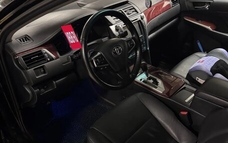 Toyota Camry, 2015 год, 2 200 000 рублей, 6 фотография
