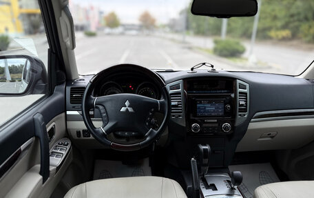 Mitsubishi Pajero IV, 2019 год, 3 300 000 рублей, 13 фотография