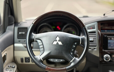 Mitsubishi Pajero IV, 2019 год, 3 300 000 рублей, 12 фотография