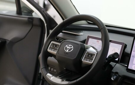 Toyota RAV4, 2026 год, 4 250 000 рублей, 13 фотография