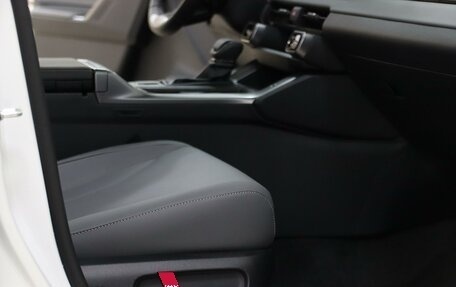 Toyota RAV4, 2026 год, 4 250 000 рублей, 16 фотография