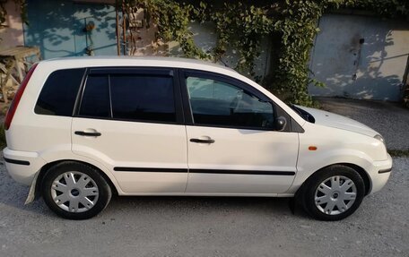 Ford Fusion I, 2005 год, 345 000 рублей, 2 фотография