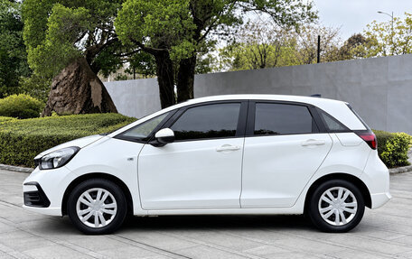 Honda Fit, 2023 год, 1 376 000 рублей, 3 фотография