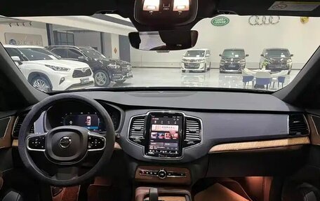Volvo XC90 II рестайлинг, 2025 год, 7 279 027 рублей, 6 фотография