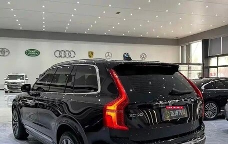 Volvo XC90 II рестайлинг, 2025 год, 7 279 027 рублей, 3 фотография