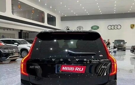 Volvo XC90 II рестайлинг, 2025 год, 7 279 027 рублей, 5 фотография