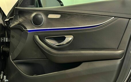 Mercedes-Benz E-Класс, 2018 год, 3 066 000 рублей, 26 фотография