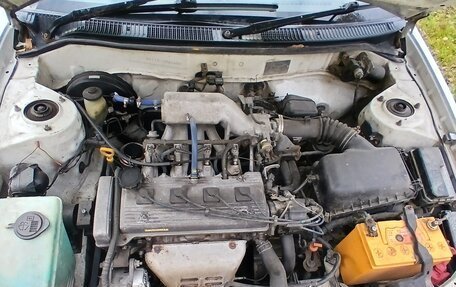 Toyota Sprinter VIII (E110), 1995 год, 250 000 рублей, 4 фотография