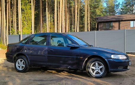 Opel Vectra B рестайлинг, 1998 год, 139 000 рублей, 5 фотография