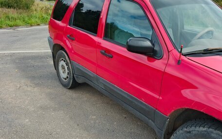Ford Escape II, 2001 год, 250 000 рублей, 2 фотография